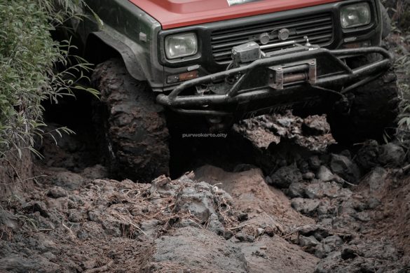 Jeep Offroad Baturraden, Wisata Purwokerto Jeep Offroad Baturraden, Wisata Purwokerto